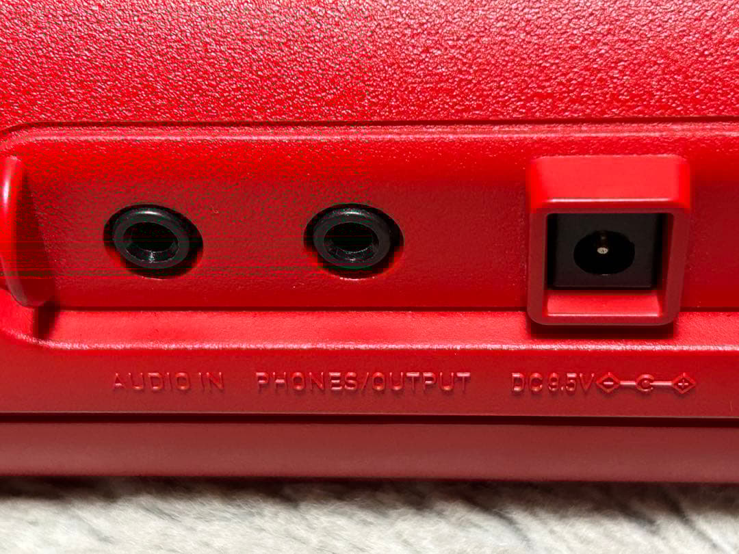 カシオトーン2022年製【CASIO CT-S200キーボード赤61鍵盤】電池付