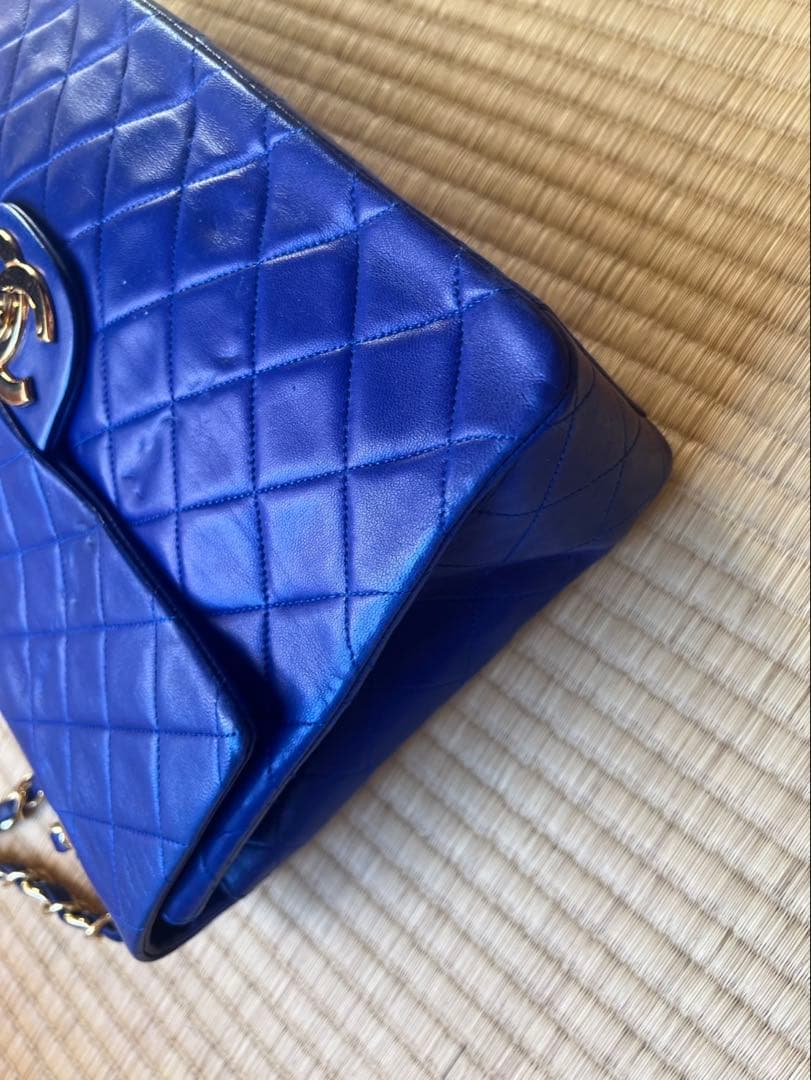 CHANEL ショルダーバッグ 青　マトラッセ　デカマトラッセ